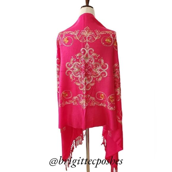 HANDMADE Embroidered Sequined Designed Pink Shawl - Picture 4 of 13